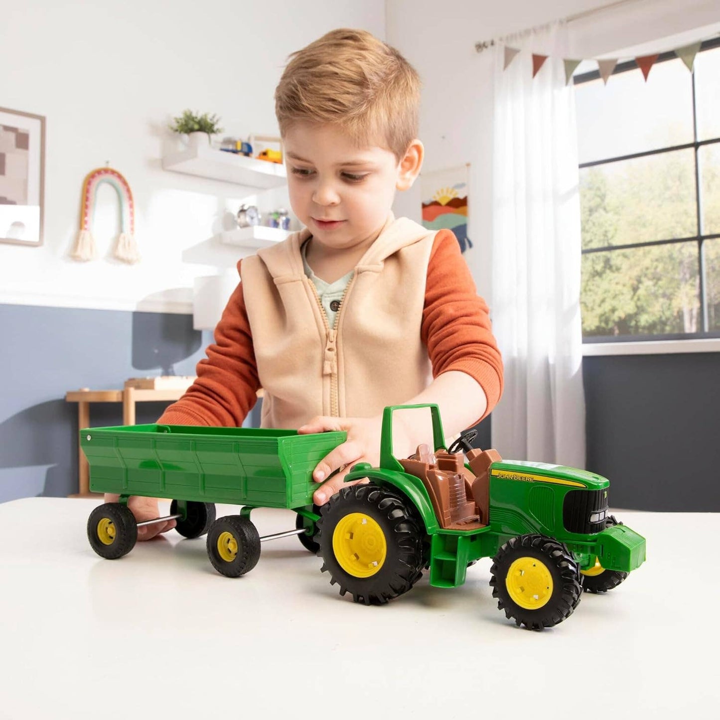 TOMY John Deere Kids Tractor Wagon Set - 8 Inch