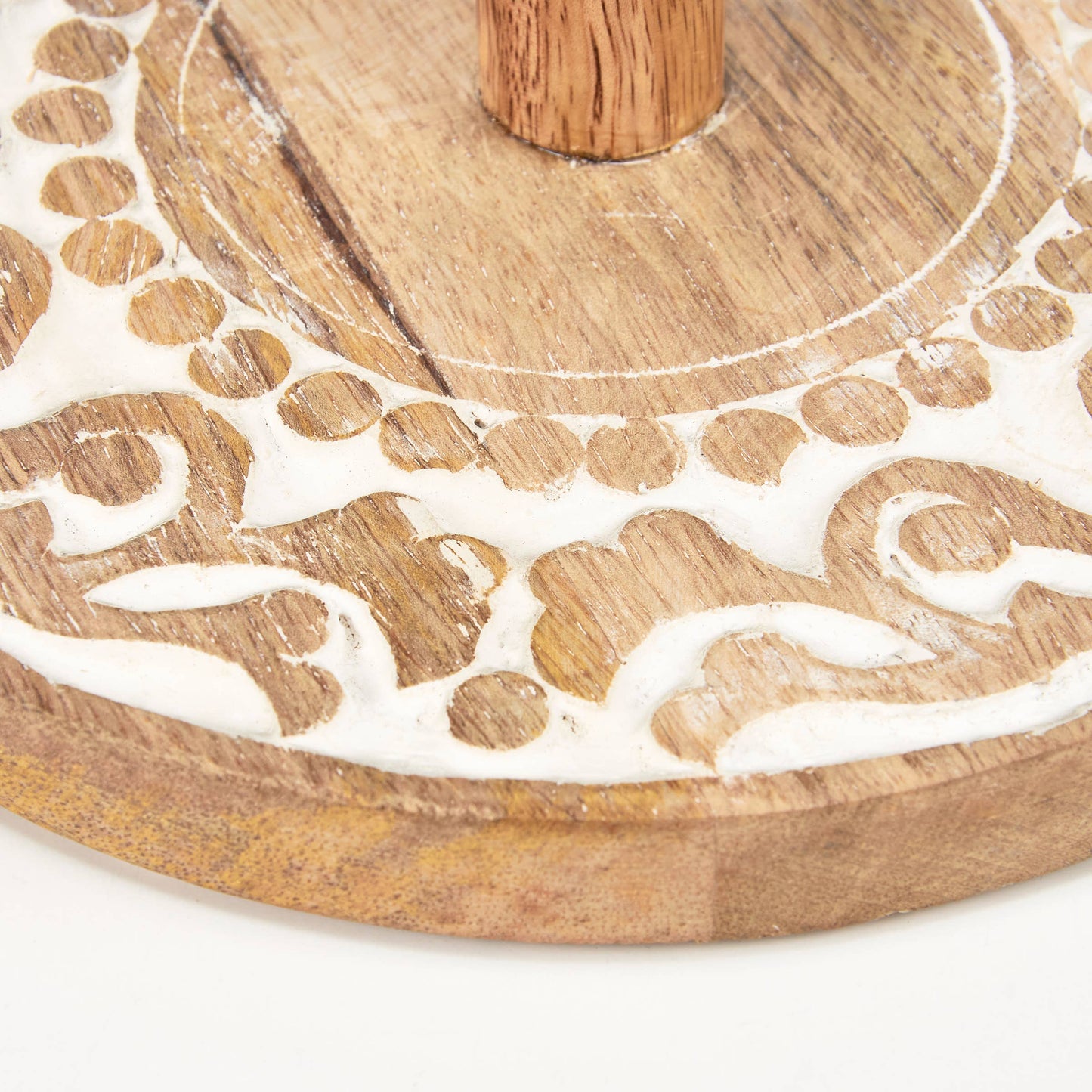 Medallion Towel Holder