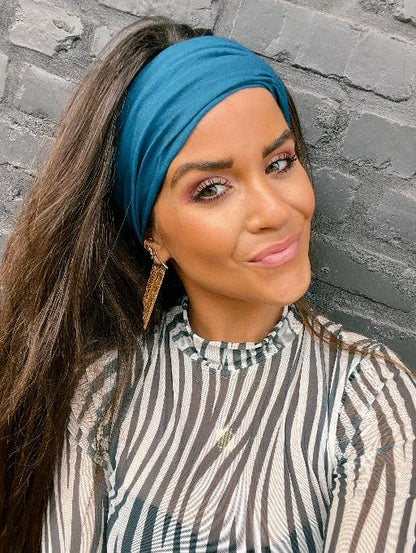 Solid Turquoise Stretchy Wrap