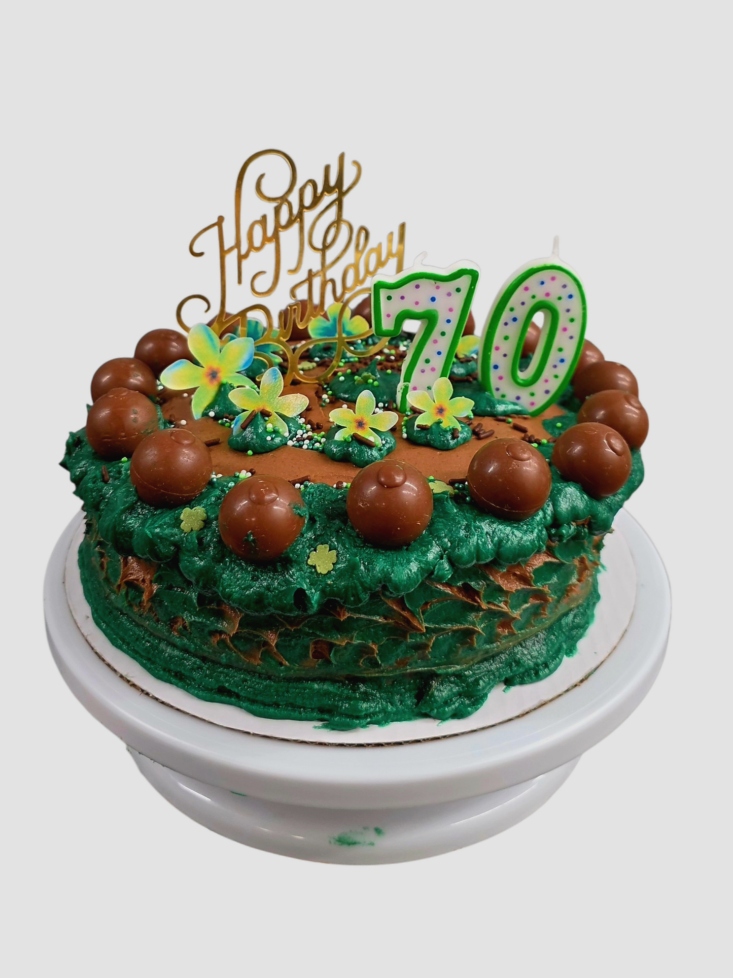 2 Layer Decorated 8" Cake