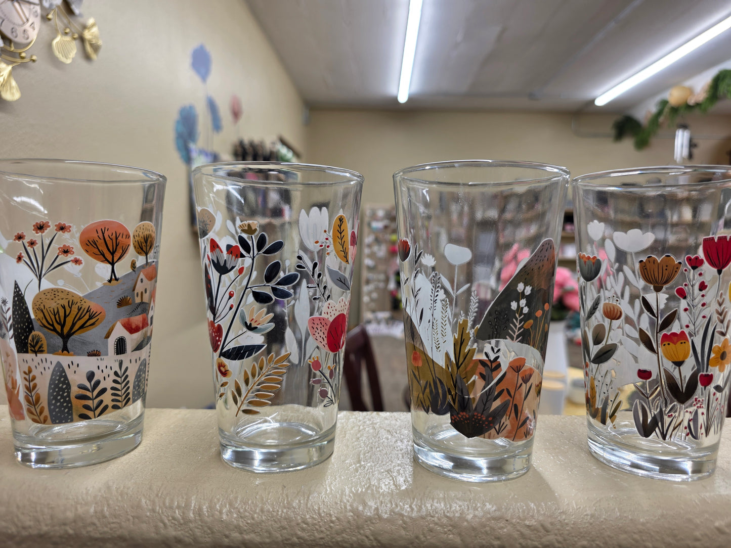 Floral 16 ounce Drinking Glass