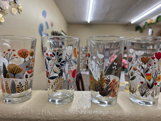 Floral 16 ounce Drinking Glass